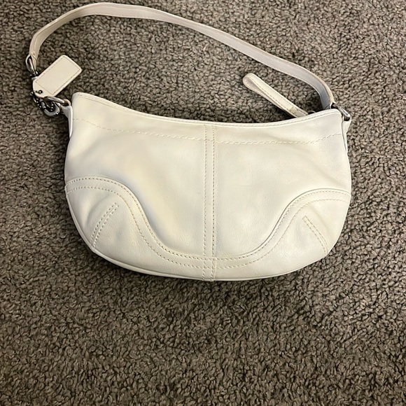 Coach White Bag - Picture 2 of 5